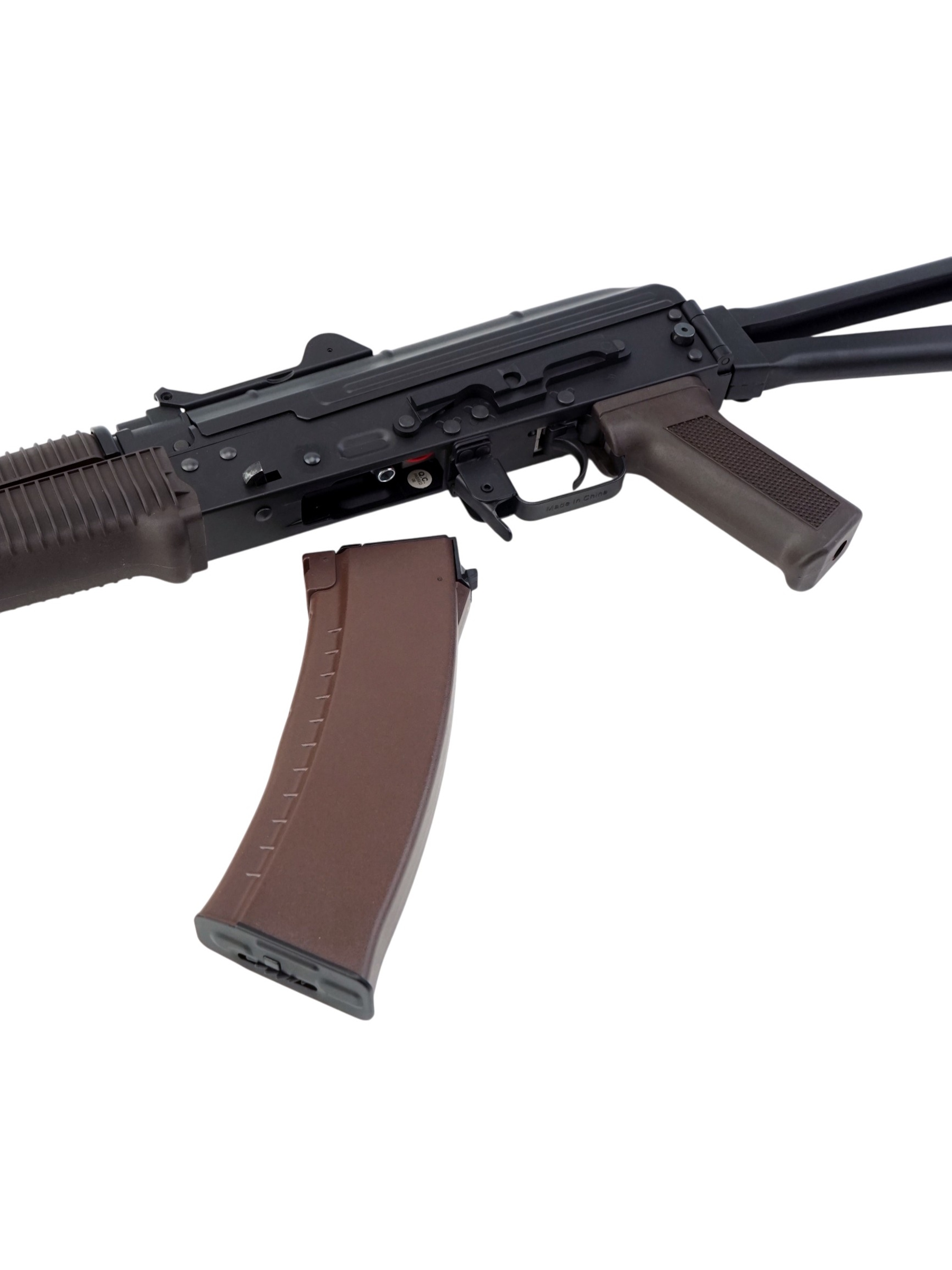 Автомат страйкбольный (Cyma) CM045, RKC-74У (АКС-74У), AEG, металл, черный пластик, ЗУ, АКБ