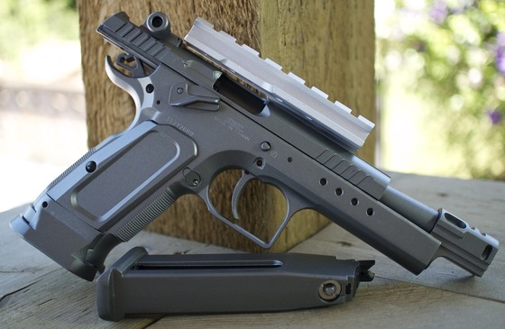 Пневматический пистолет Cybergun Tanfoglio Gold Custom, калибр 4,5 мм, металл, блоубэк, серый