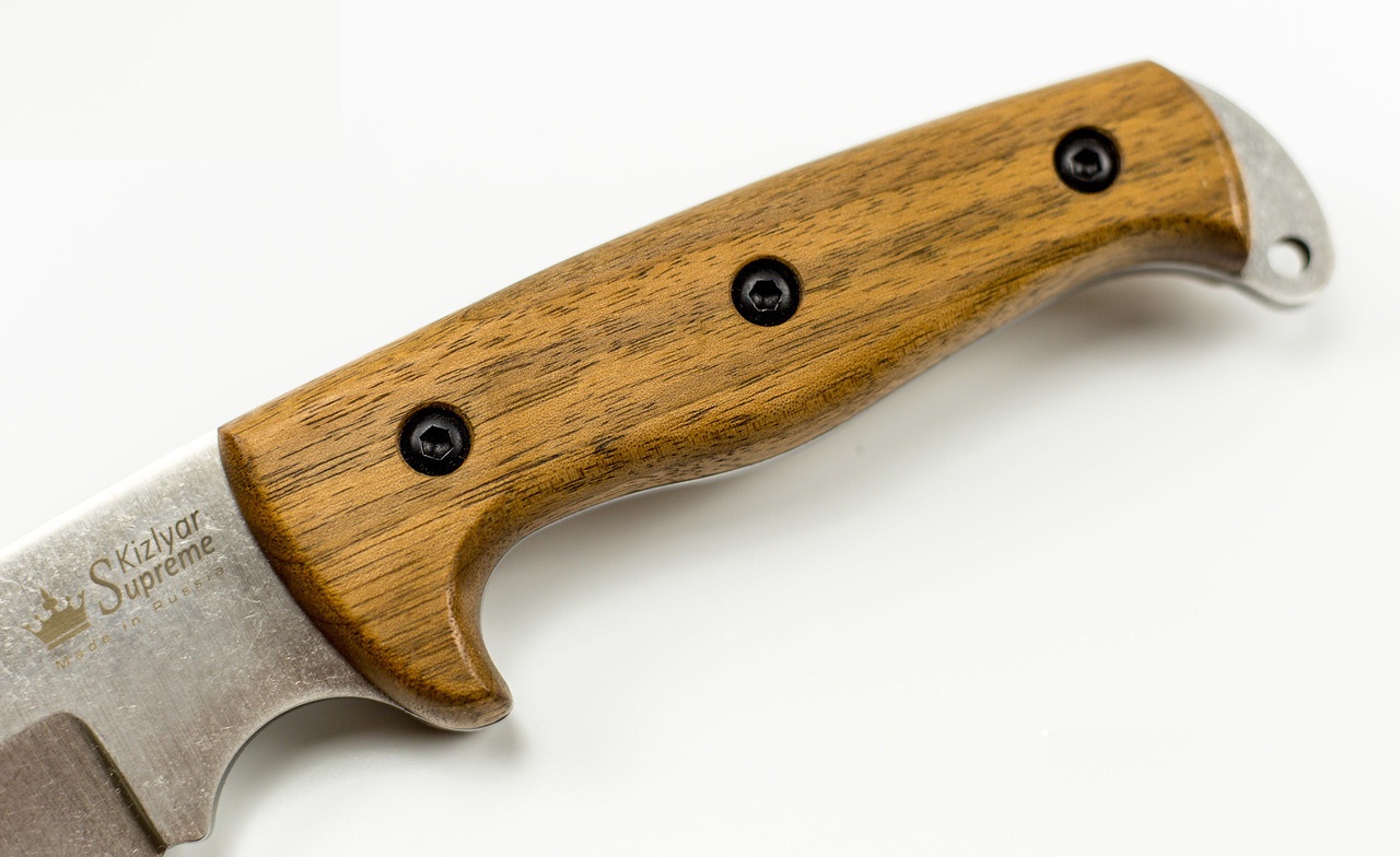 Нож Kizlyar Supreme Shark AUS-8 S+SW (Сатин+SW, Дерево)